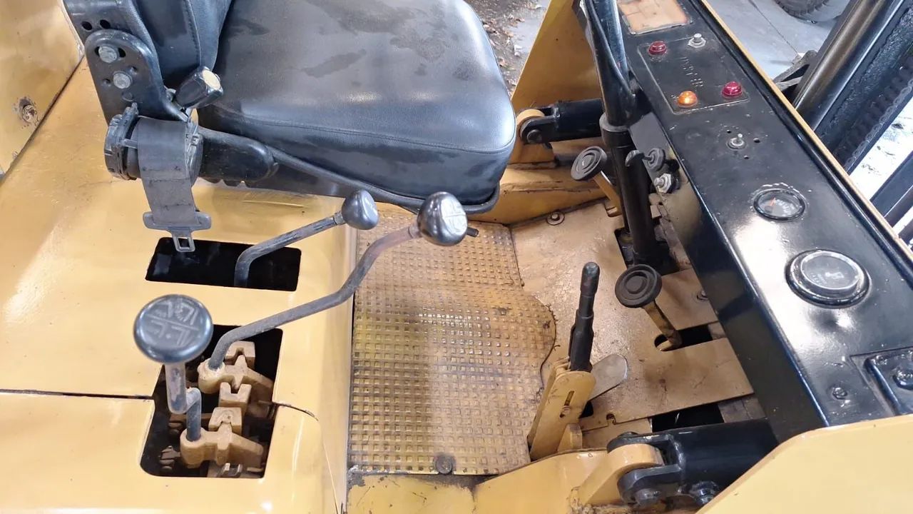 Trator Agrícola Usado