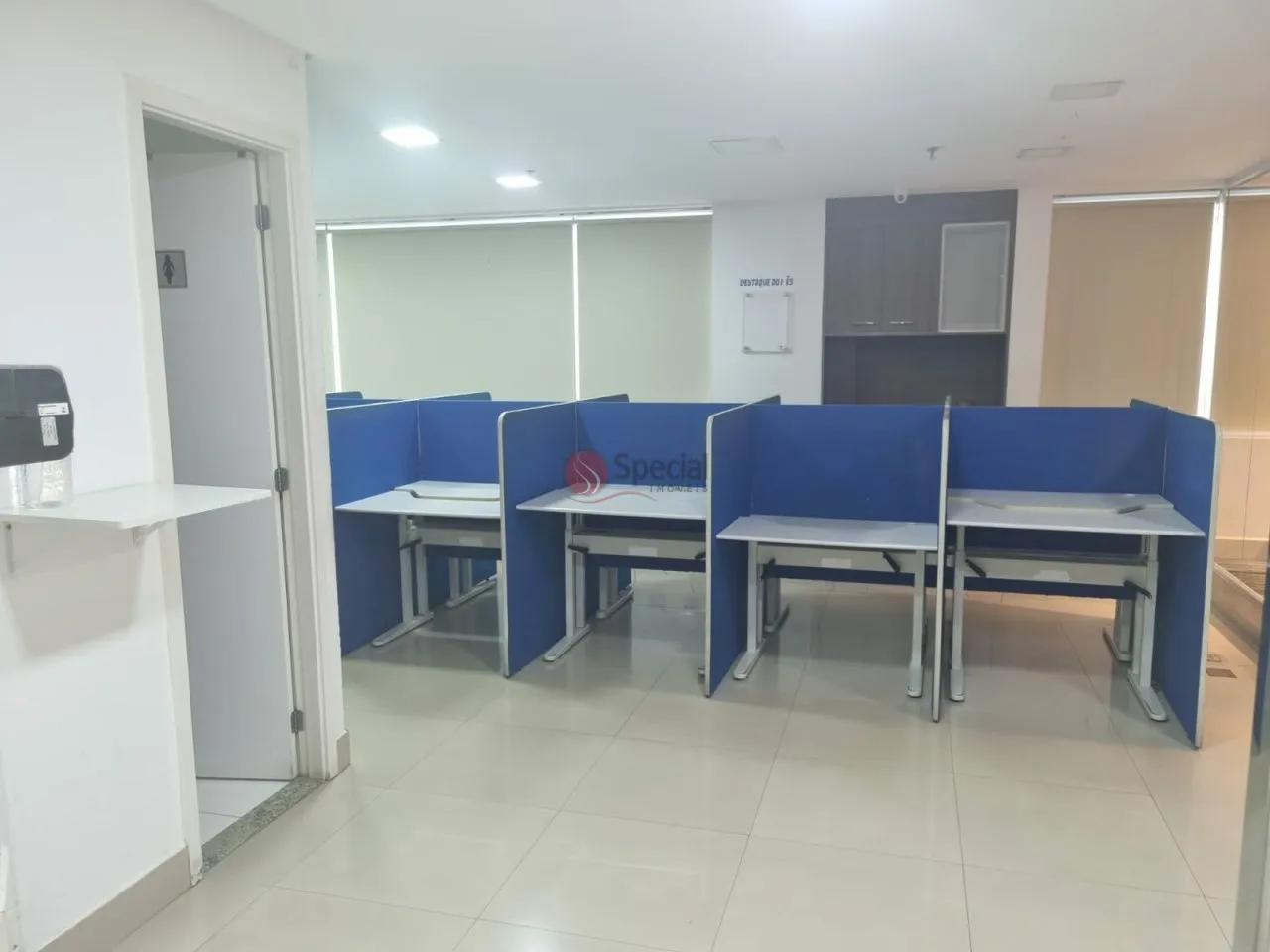 Sala para locação no Tatuapé.