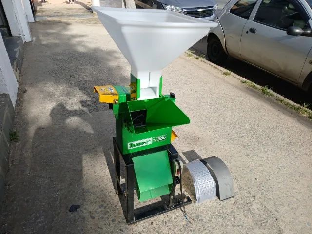 Triturador picador Trapp TRF300 semi novo sem motor