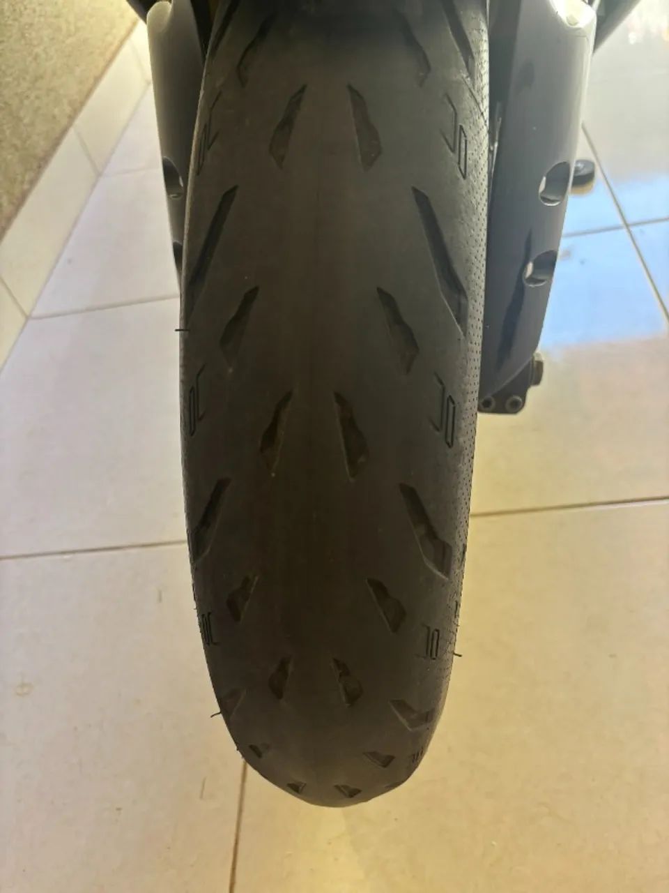 YAMAHA R1 MOTOR  CROSSPLANE 2010/2010 PRETO FOSCO - Foto 5
