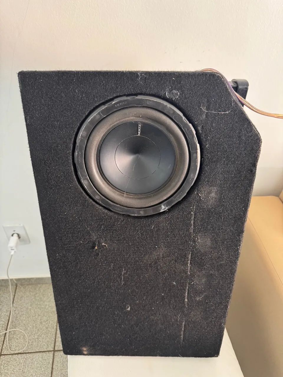 Caixa de Som dutada S10 Subwoofer Hertz