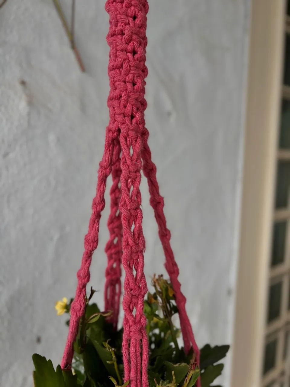 Suporte de Plantas em Macramê - Feito à Mão | Cor Pink - Foto 5