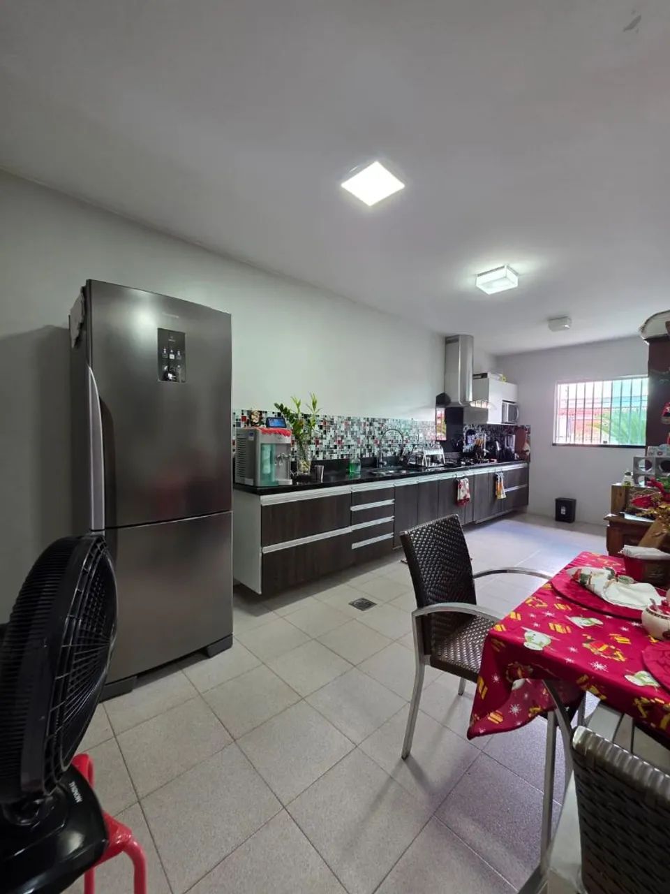 Casa á venda com 05 quartos e 04 banheiros - Foto 5