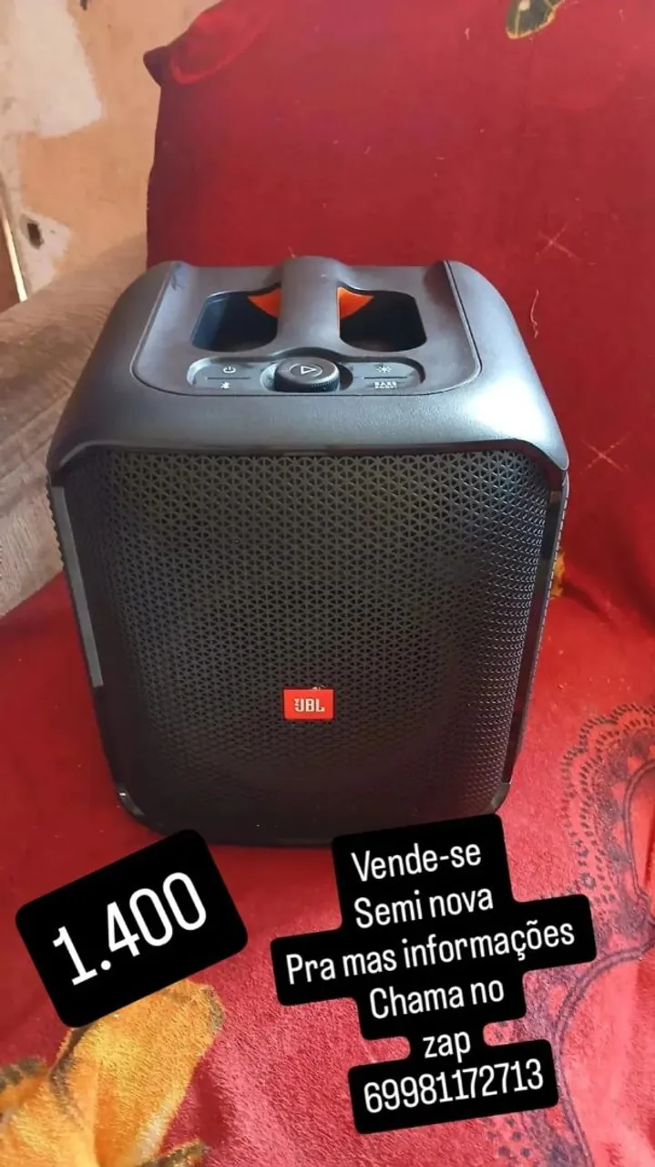 Caixa de Som JBL Semi Nova
