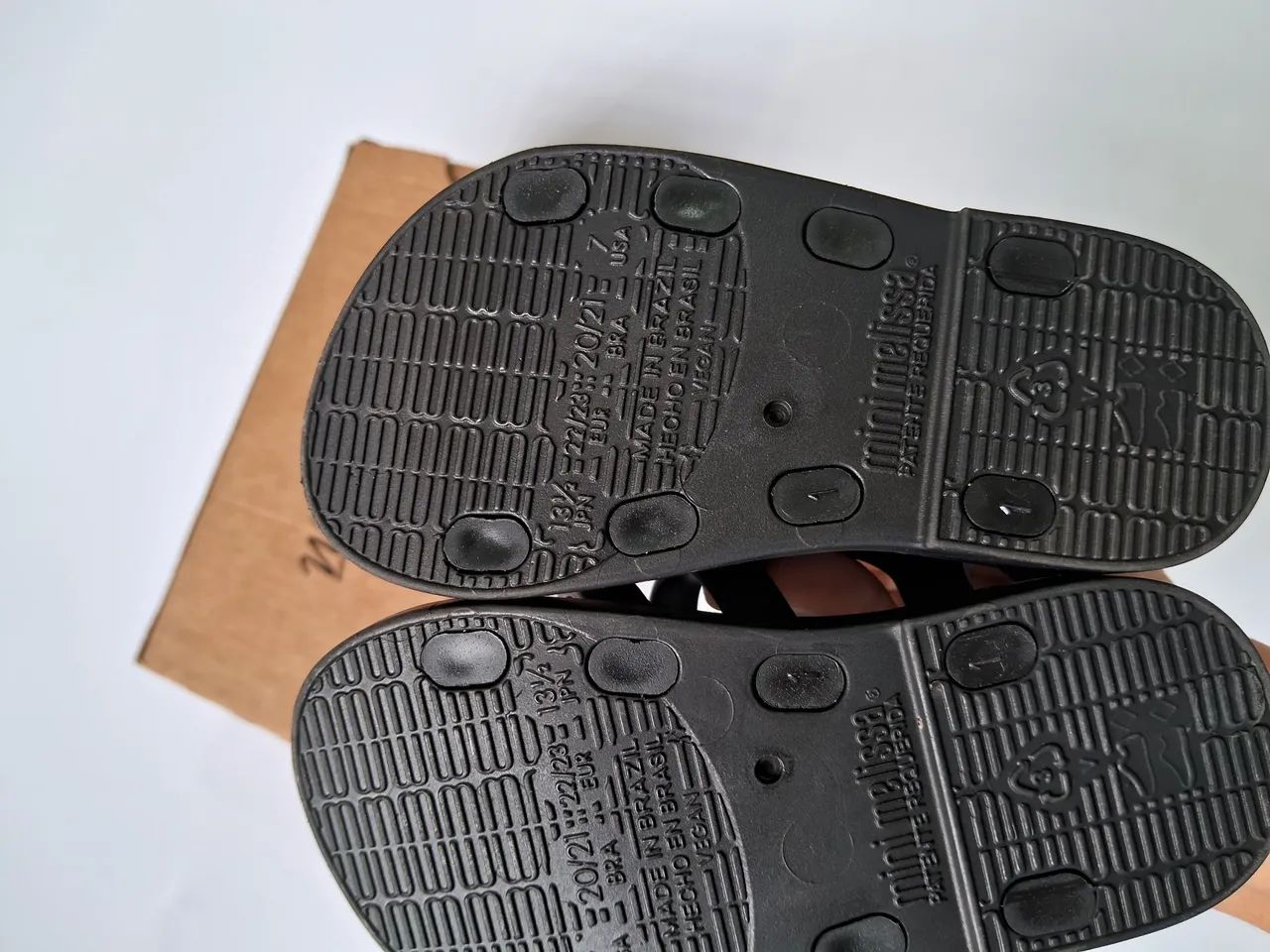 Mini Melissa64309824789121124