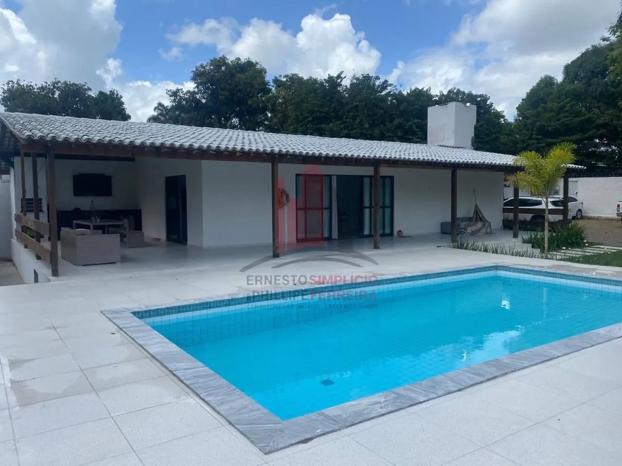 Chácara em Aldeia com 2490m e piscina