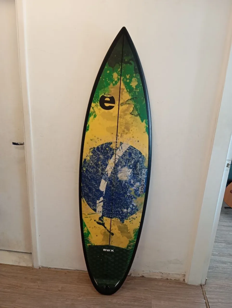 Prancha de Surf 31l + quilhas
