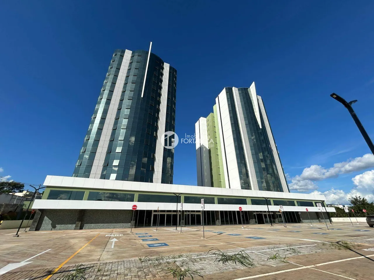 vendo VIA TOWERS 57m², 1 banheiro, 1 vaga - Rio Branco - AC
