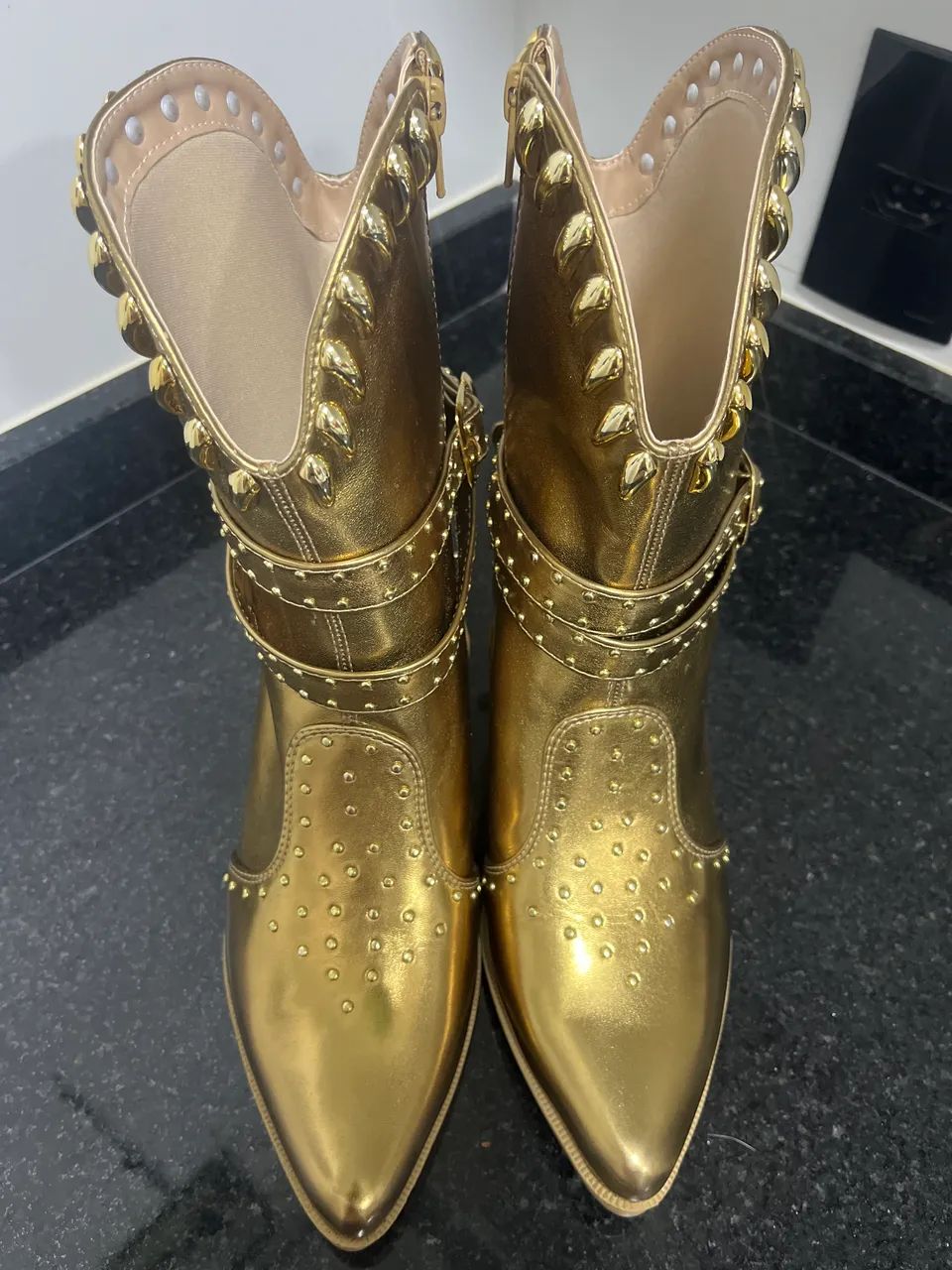 Bota Texana Dourada - Foto 2