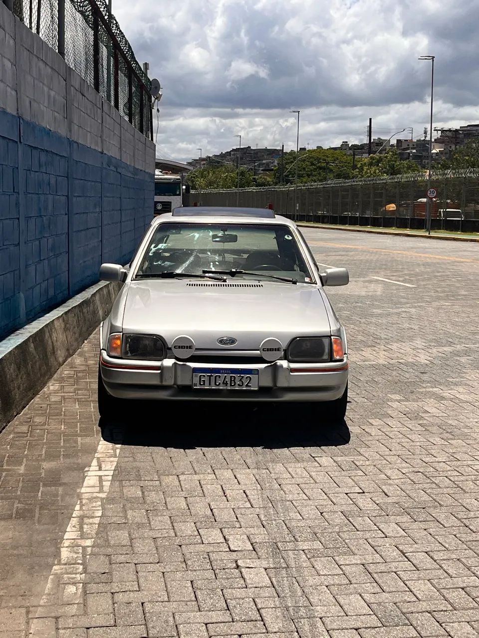 Ford Escort XR3 1.8 / 1.6 Beneton/form./laser 1990 - Foto 5