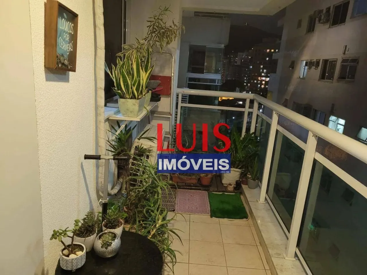 Apartamento com 2 dormitórios à venda, 69 m² por R$ 560.000 - Santa Rosa - Niterói/RJ-AP17