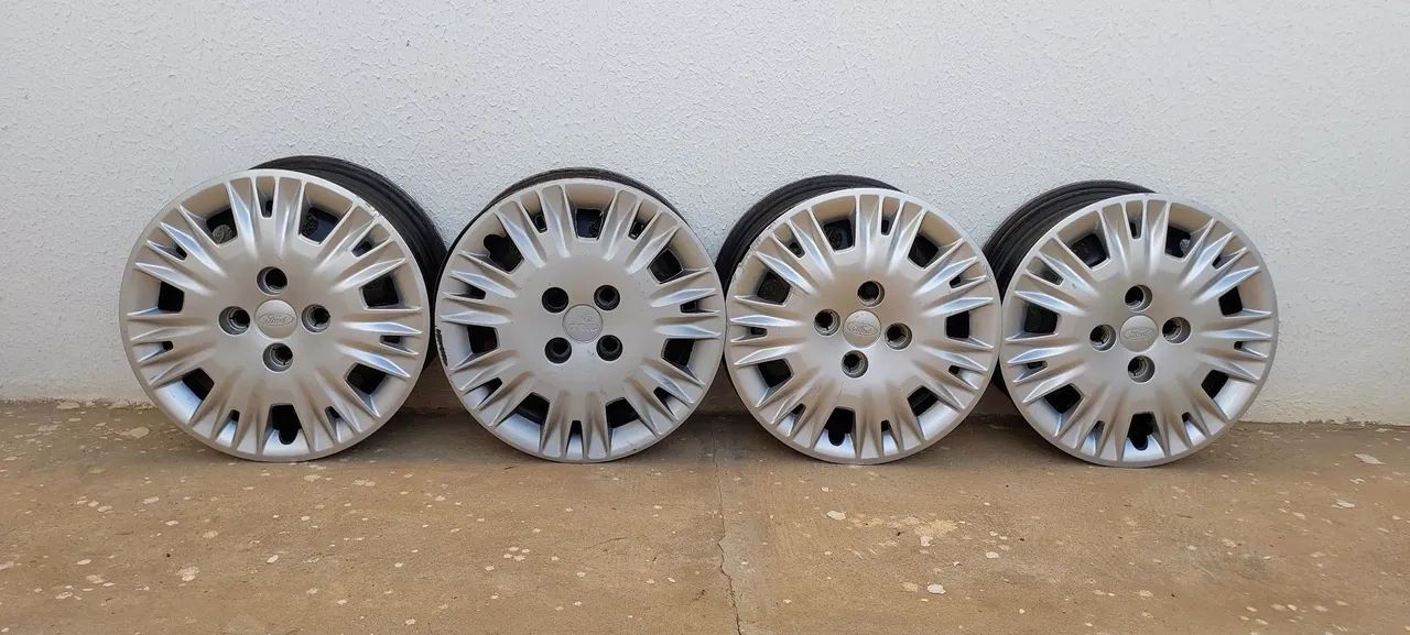 JOGO RODAS FERRO ARO 15 ORIGINAL FORD - Foto 2