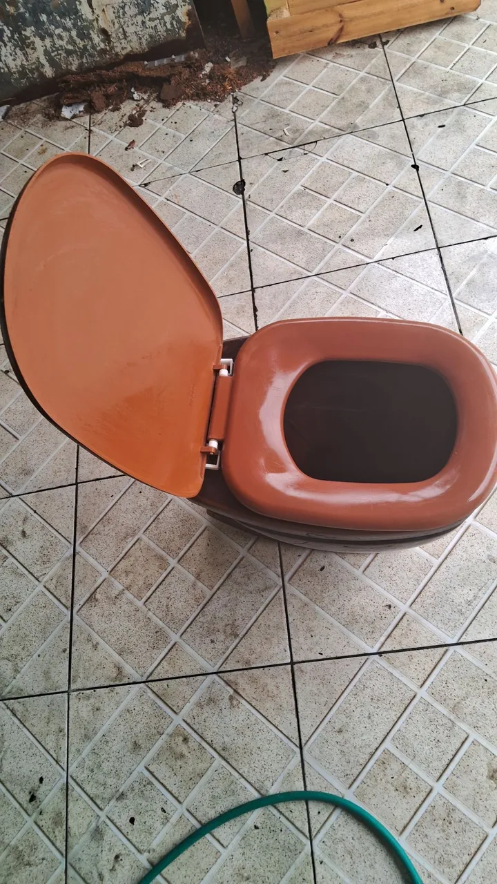 Vaso Sanitário Marrom