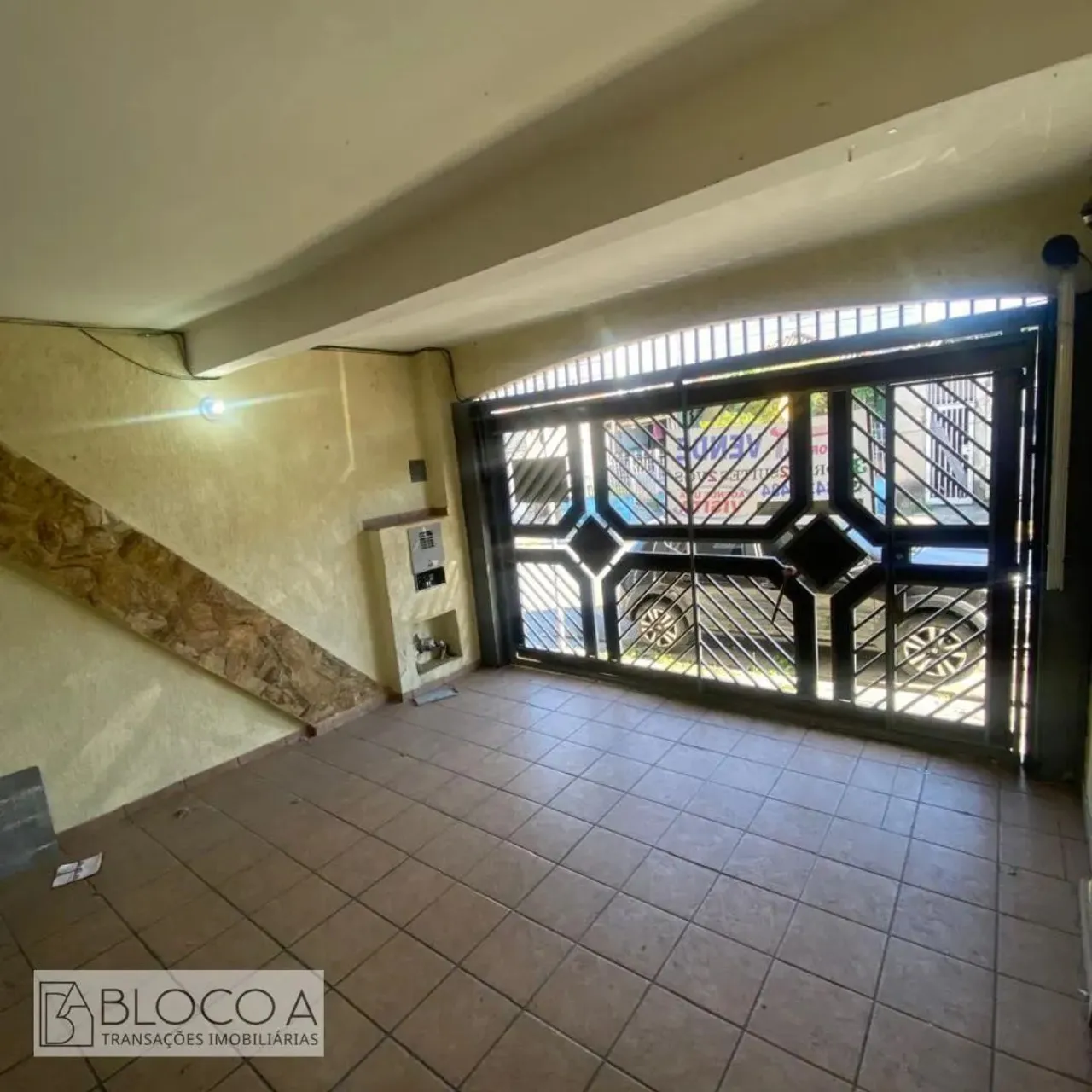 Sobrado à venda na Zona Leste
