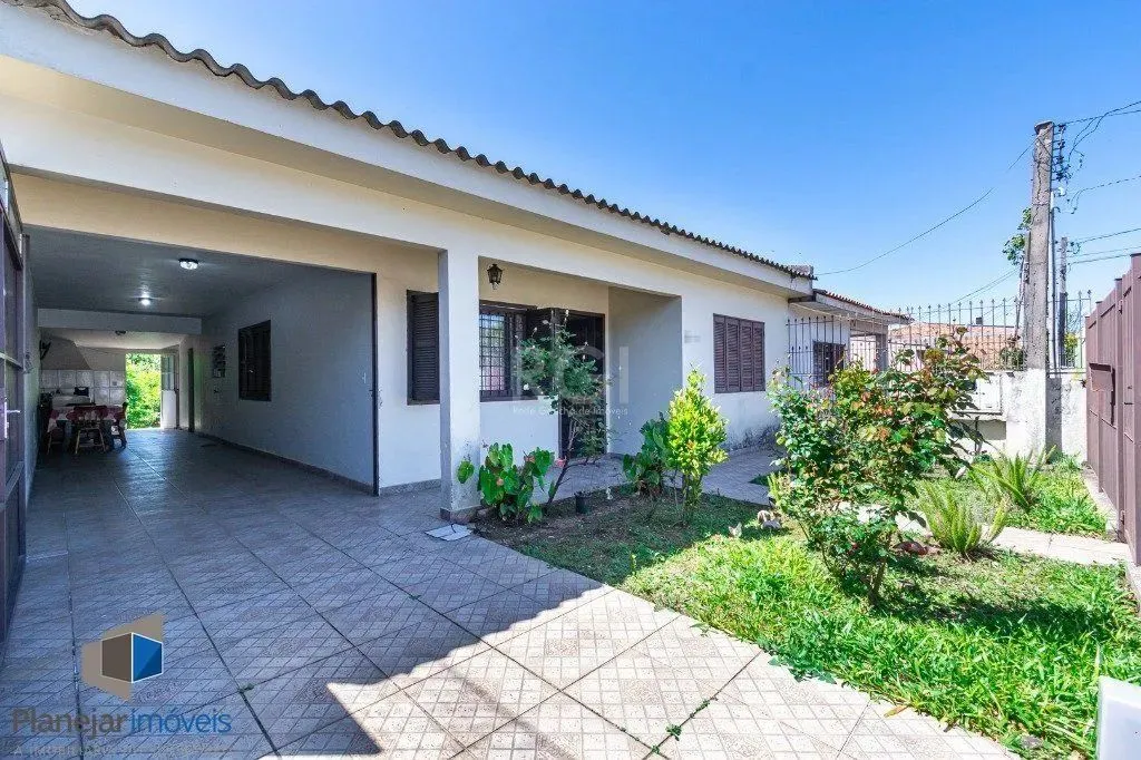 Casa de 3 dormitórios, 3 vagas