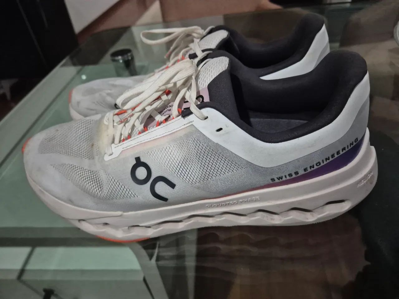 On running surfer e Adidas boston 