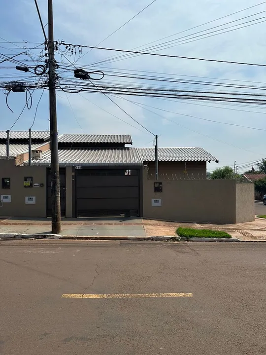 Casa com ar condicionado e ?energia solar?
