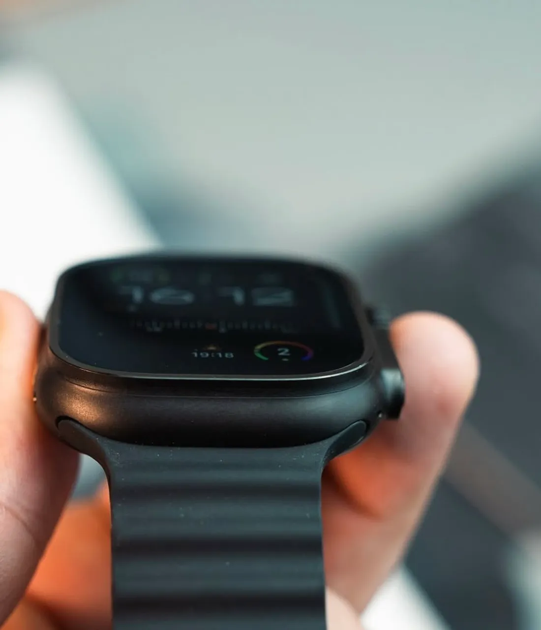 Apple Watch Ultra 2º Geração 49 mm titânio e preto