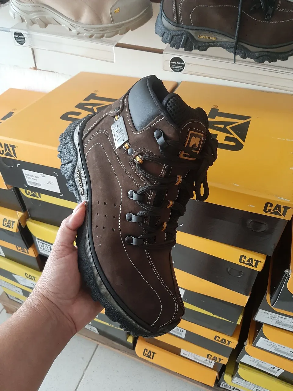 Bota Caterpillar couro legitimo Marrom