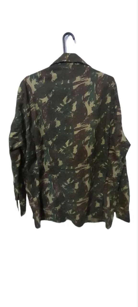 JAQUETA CASACO CAMUFLADO ROUPA UNIFORME GG NOVA. - Foto 2