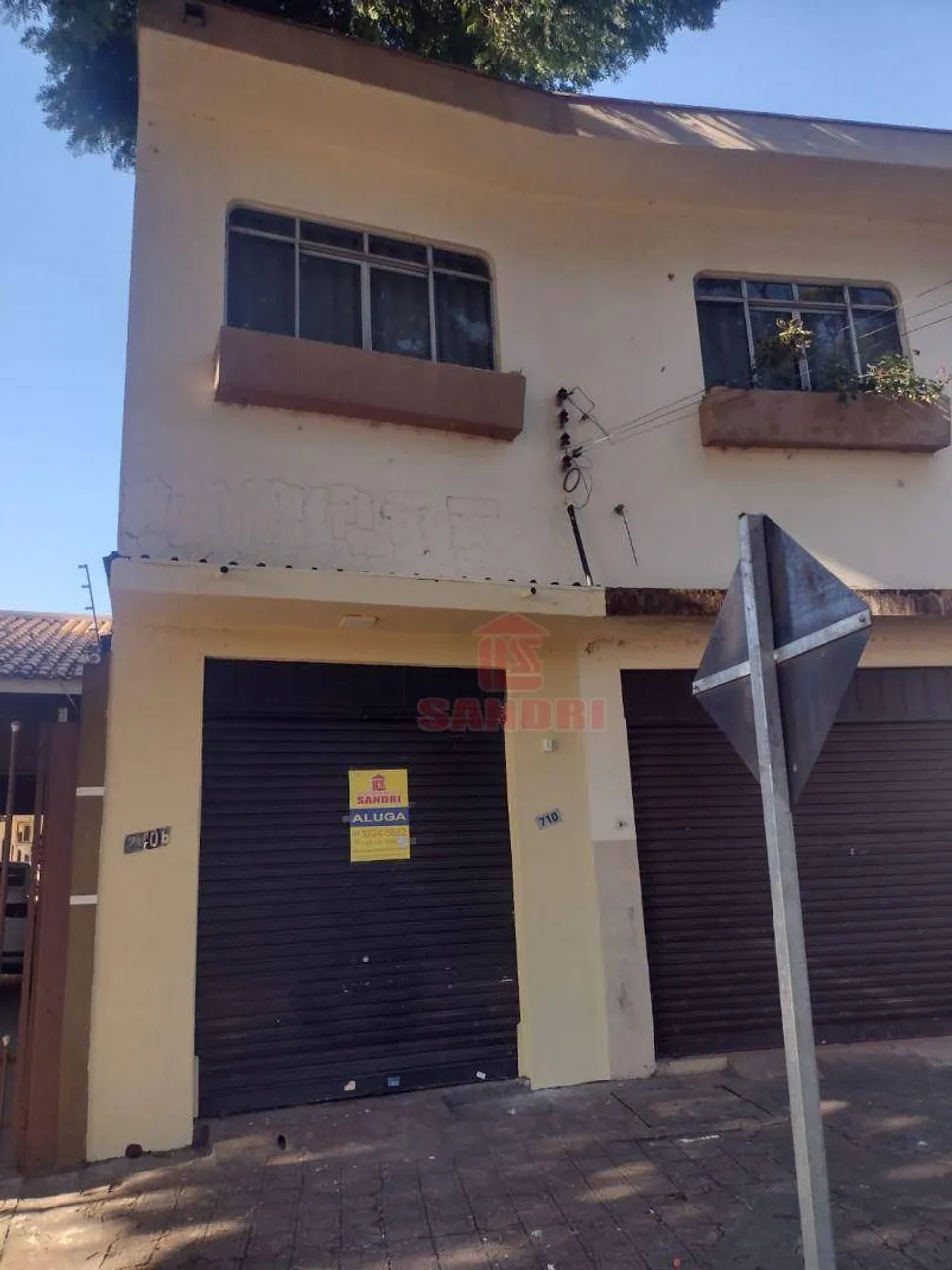 Sala para alugar por R$ 1.200,00/mês - Zona 08 - Maringá/PR