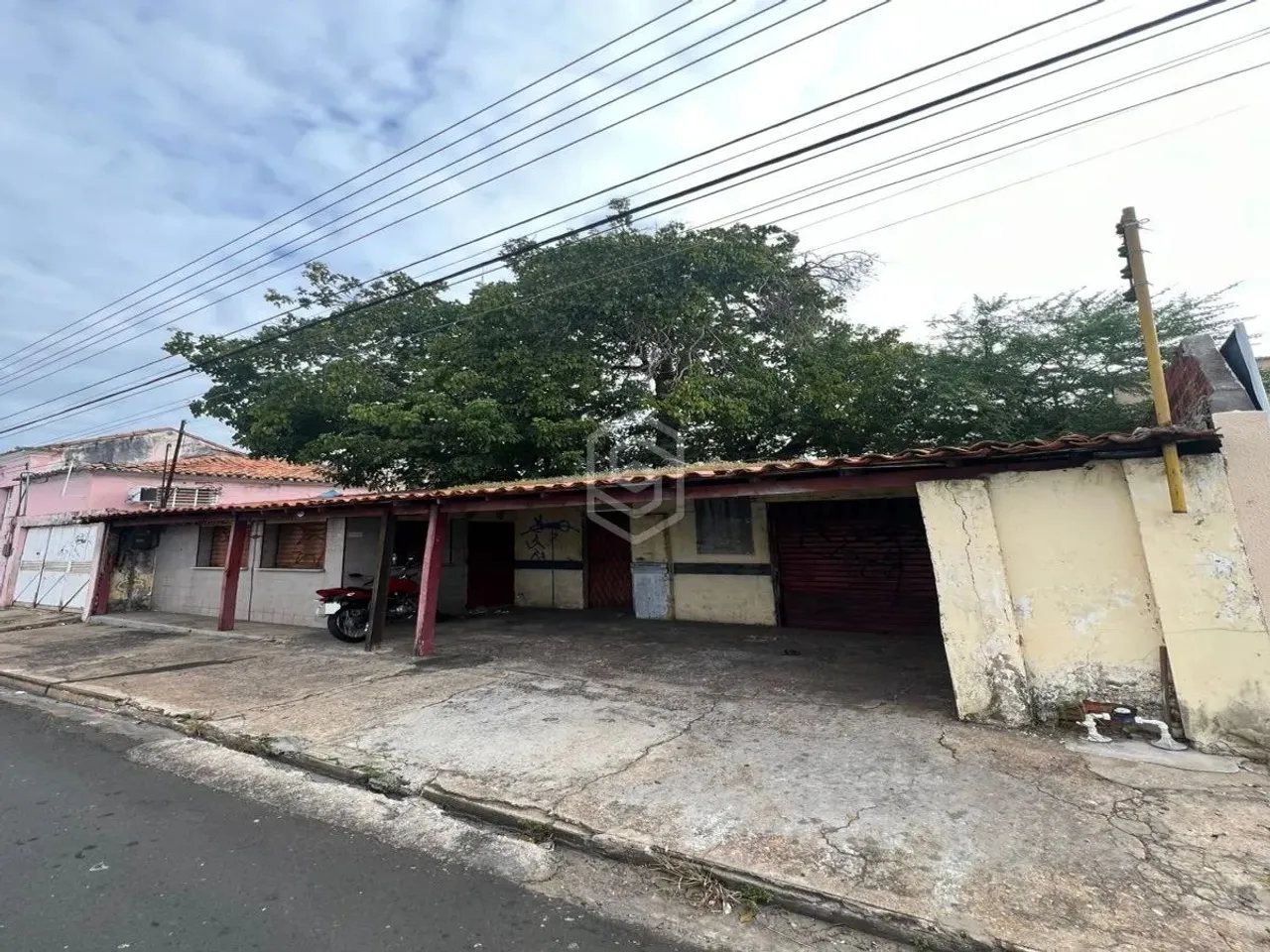 PONTO COMERCIAL NA AV RUI BARBOSA - CENTRO