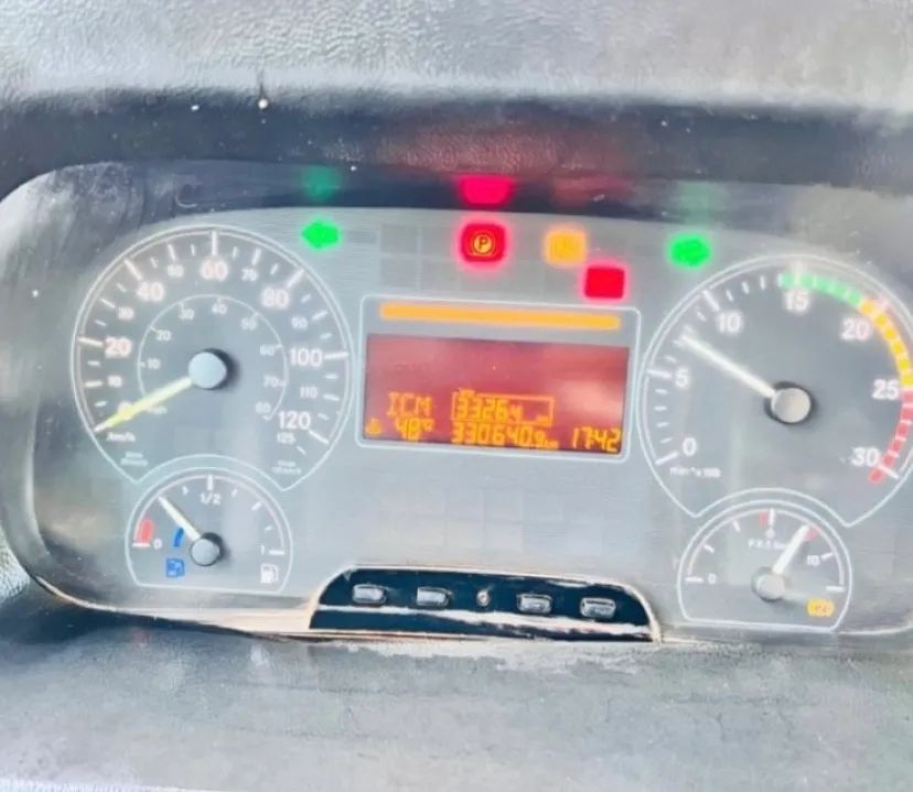 Micro ônibus NeoBus Thunder  - Foto 12