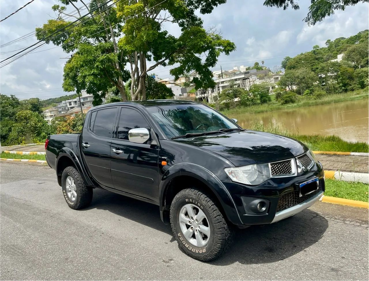 Mitsubish Triton Hpe 3.2 Diesel Aut 2012 - Foto 2