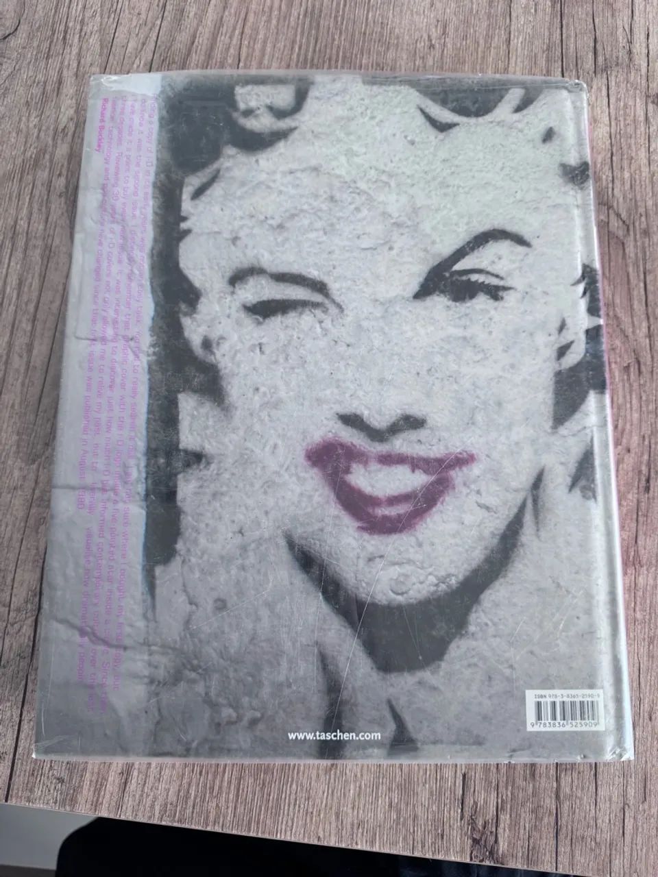 Livro i-D - Taschen - Foto 2