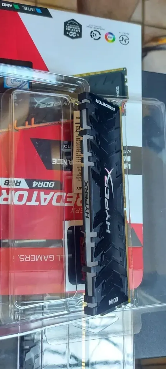 Memória Ram Hyperx Predator RGB 16gb (2x8GB) 3200mhz