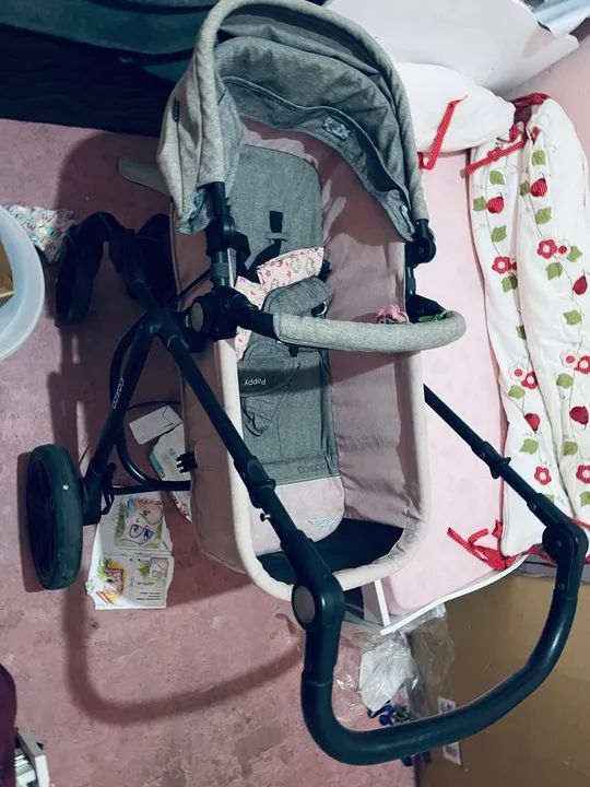 carrinho de bebe cosco