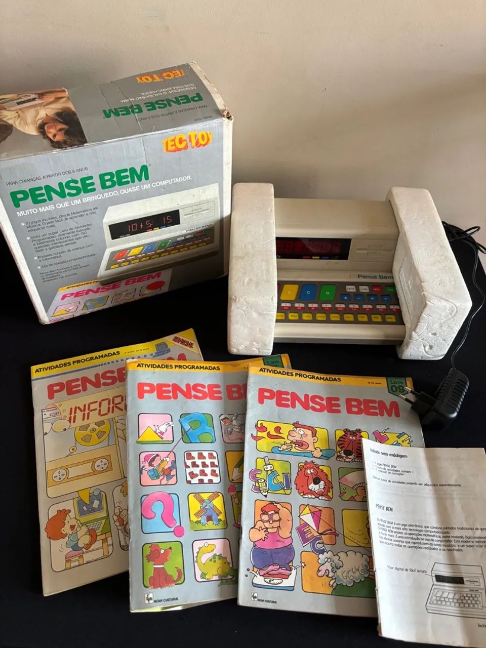 Brinquedo Raridade- Pense Bem - Tec Toy funcionando perfeitamente 
