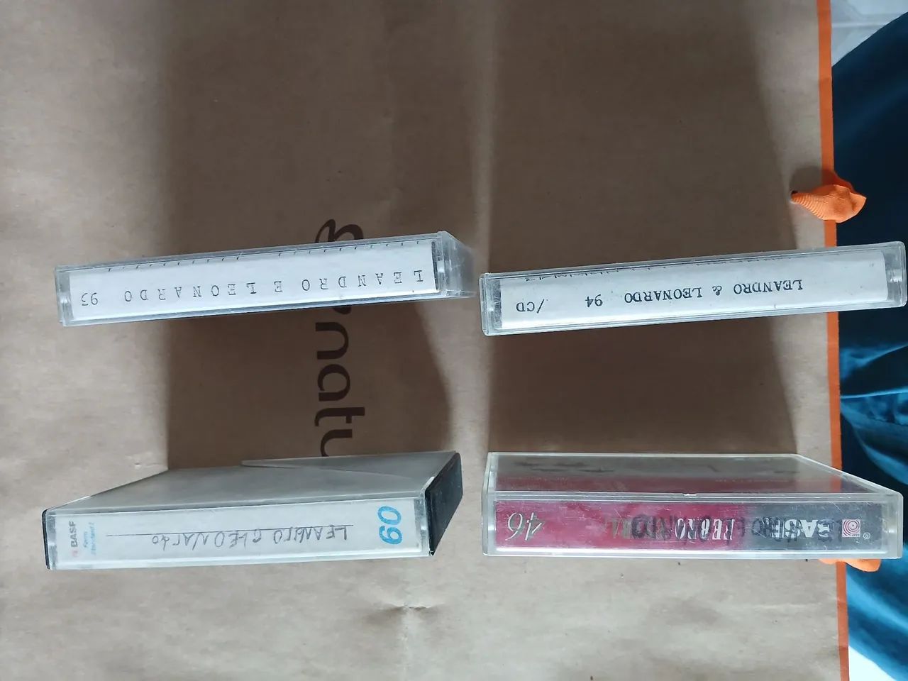 Fitas k7 de Leandro e Leonardo.  - Foto 2