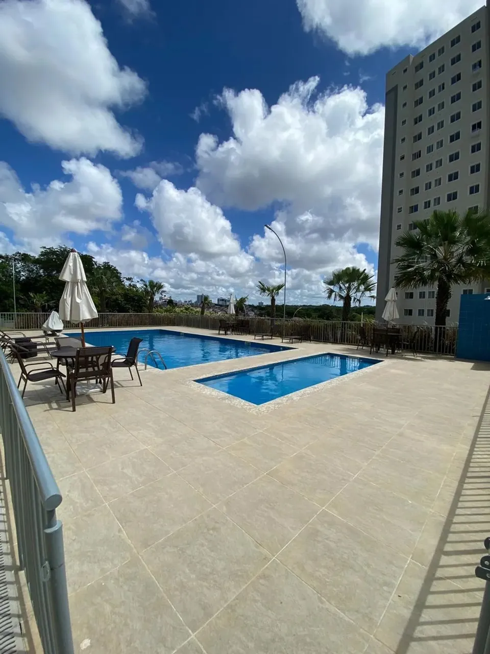 ALUGO APARTAMENTO COM ÁREA DE LAZER COMPLETA
