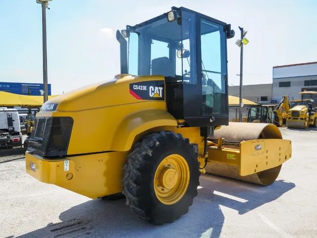 Rolo Compactador Caterpillar CS423E 2013 Revisado - Foto 3