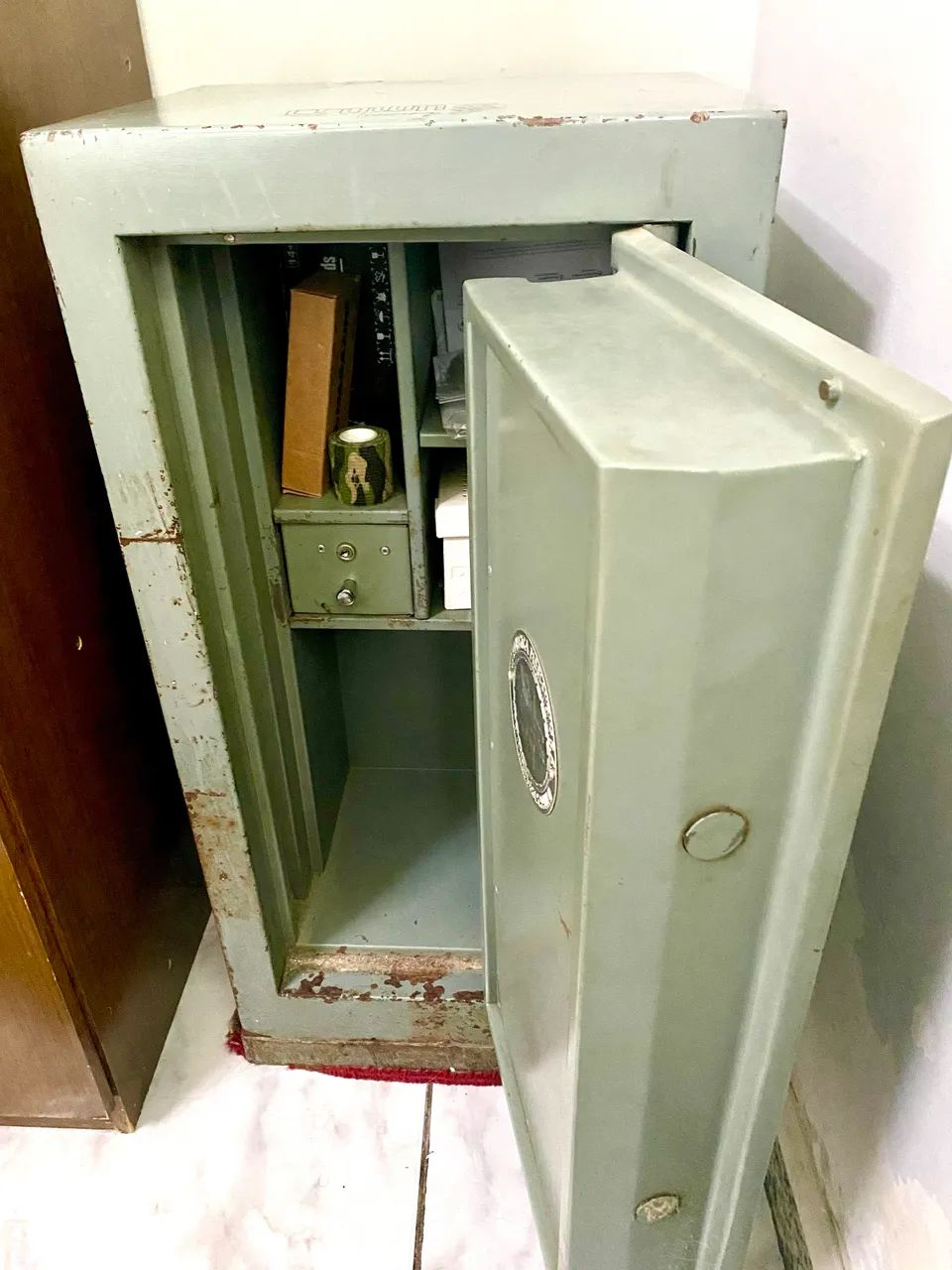 Cofre de aço concretado 80cm c/ Código