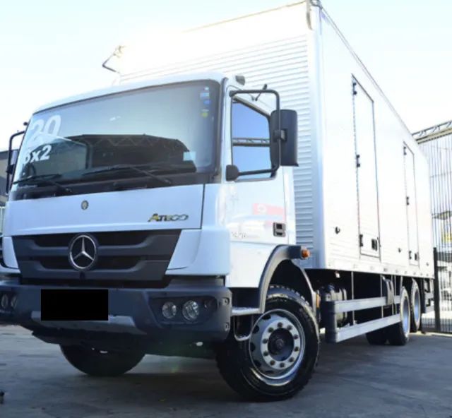 Mercedes-Benz Atego 2426 6x2 Baú 8,5m - Ano 2020 - Foto 3