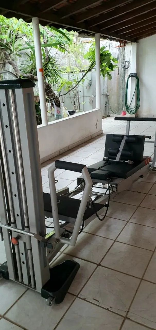 Pilates Reformer - Equipamento para exercícios