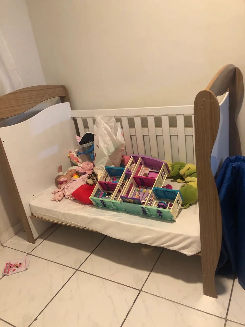 Baby Crib64860948040833120