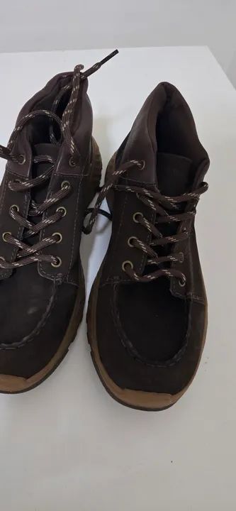 Botas Marrom de Couro Side Walk