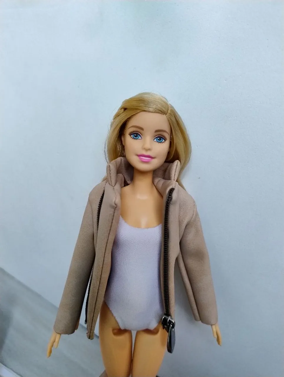 Jaqueta de couro para Barbie ou boneca similares