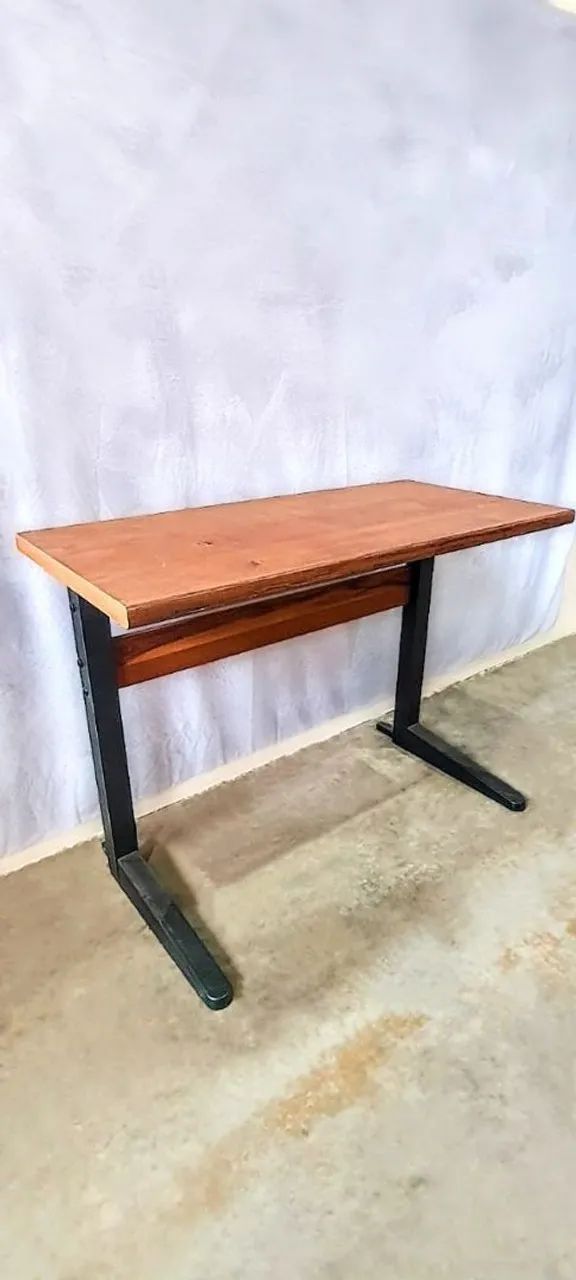 Mesa escrivaninha multiuso tampo de madeira maciça64962114842499122