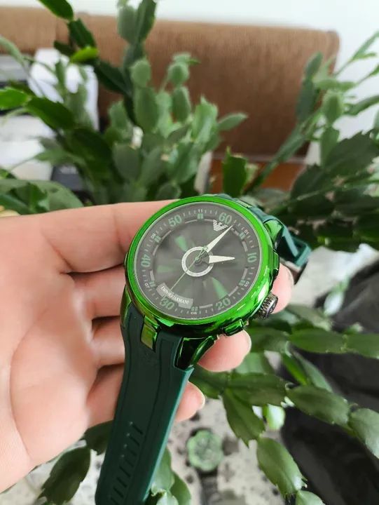 Relógio marca famosa Masculino Verde e azul  - Foto 4