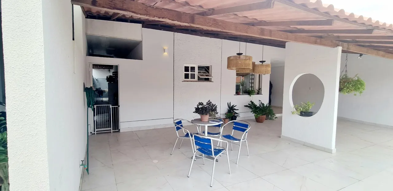 MS!! Casa em condomínio, com tudo que você precisa!! Conforto e segurança!!