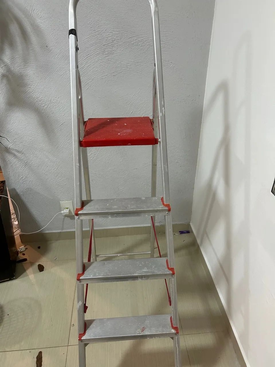 Escada Alumínio 5 degraus - Foto 2