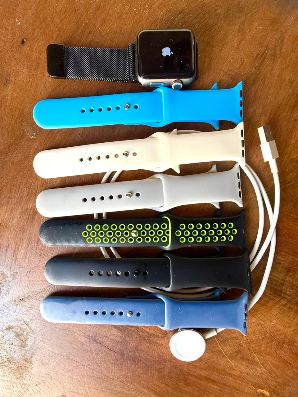 Apple Watch Série 3 38mm Space Gray Cinza Escuro (Usado)