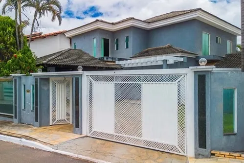 CASA À VENDA EM VICENTE PIRES