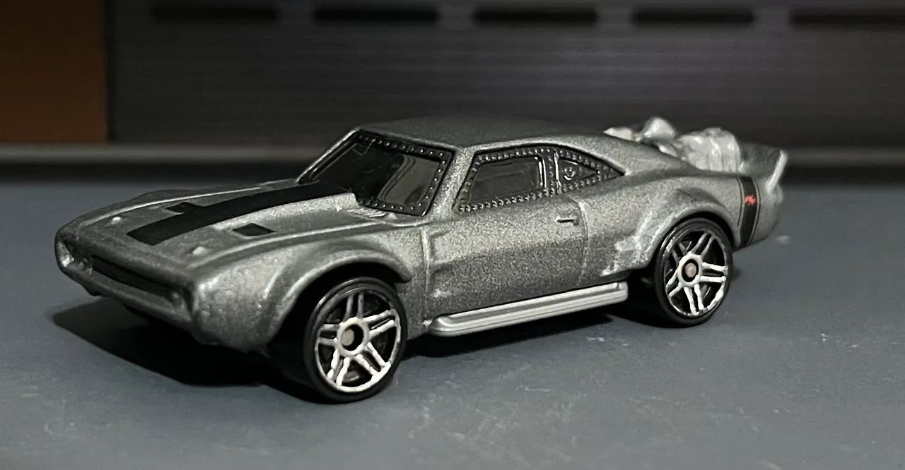 Hot Wheels Velozes e Furiosos Ice Charger 