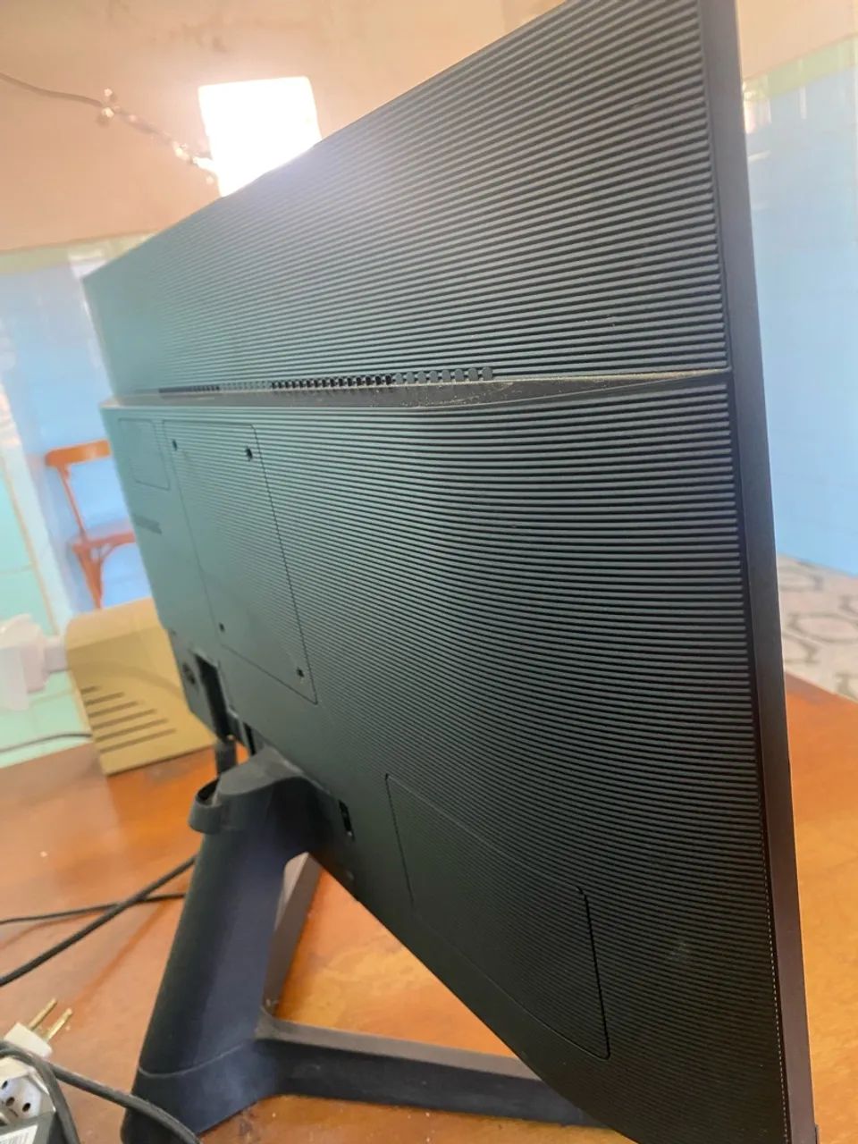 Monitor Samsung T350 de 24 - Foto 3