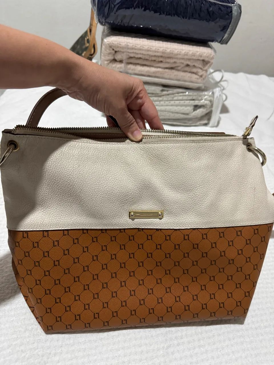 Bolsa Luz da Lua em Couro
